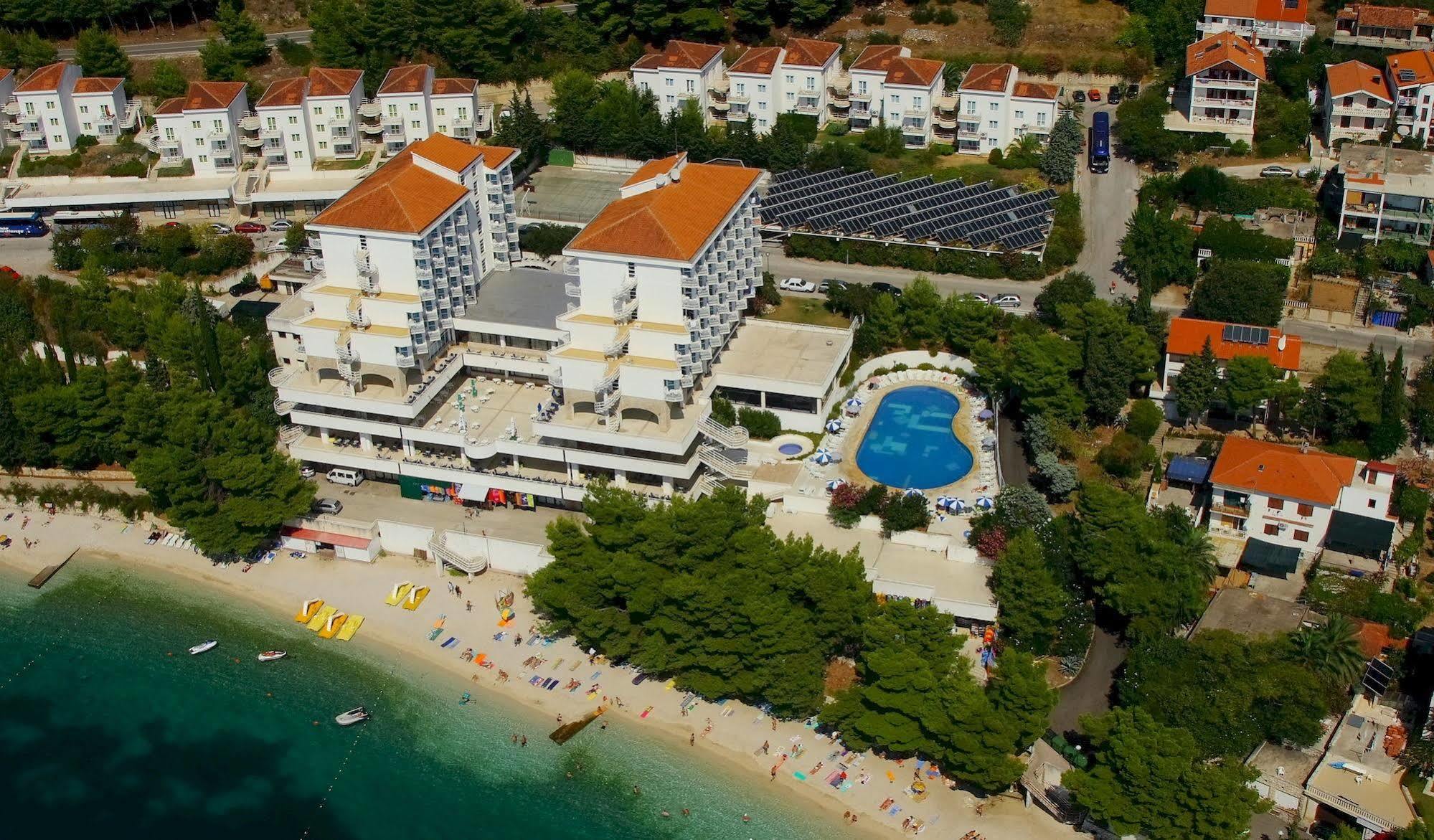 Hotel Labineca Gradac  Exterior photo